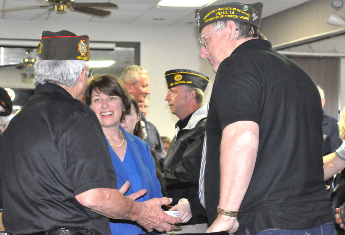 Klobuchar with veterans
