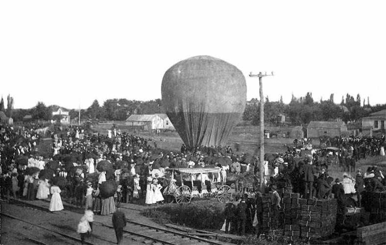 Balloon July 4 1889.jpg