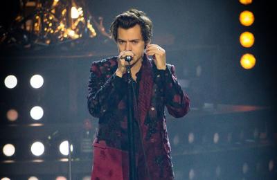 Harry Styles says he “had a wonderful experience being directed” his girlfriend Olivia Wilde