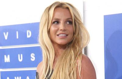 Britney Spears vows to not be a 'victim' as conservatorship ends.
