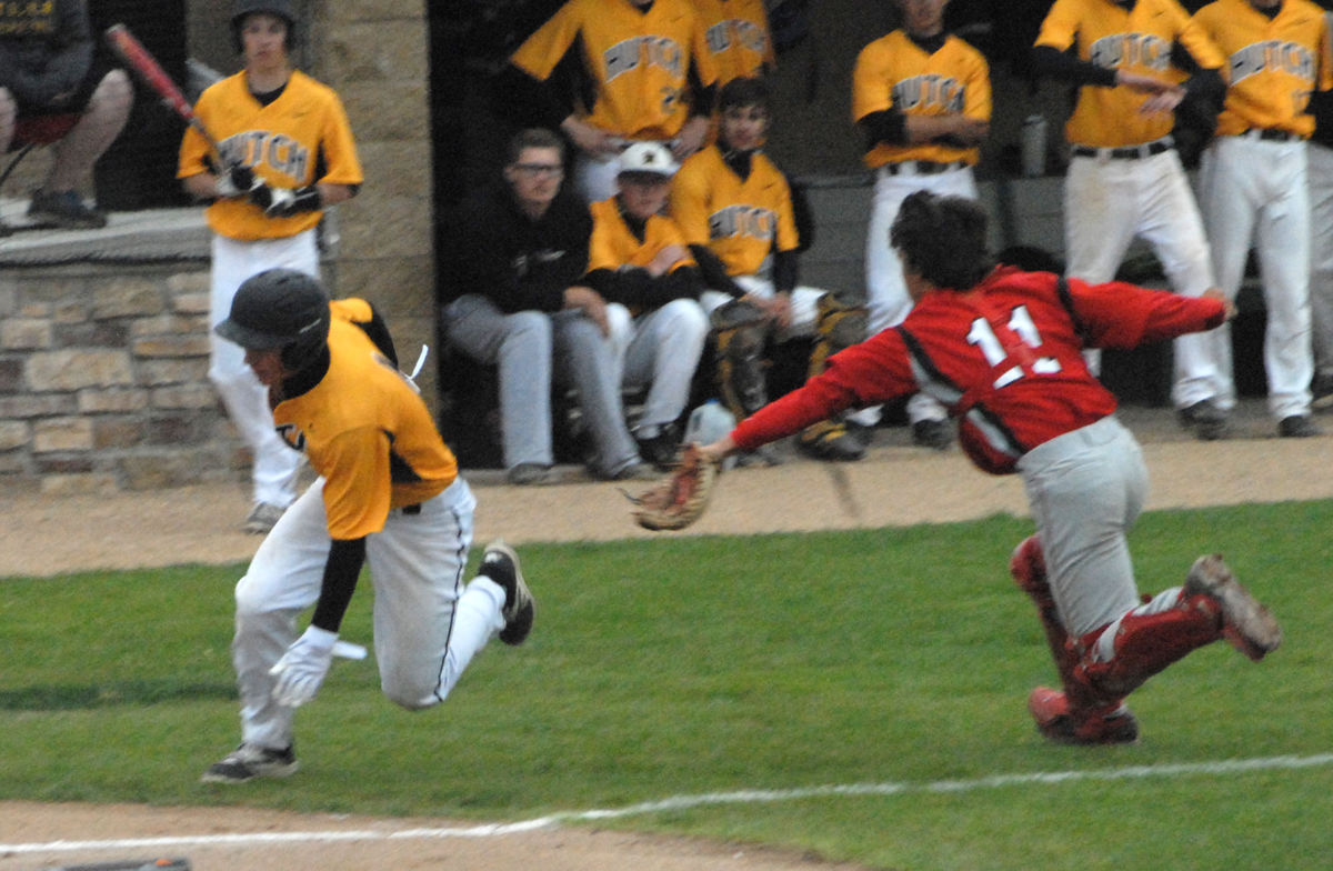 Schiller avoids the tag to score
