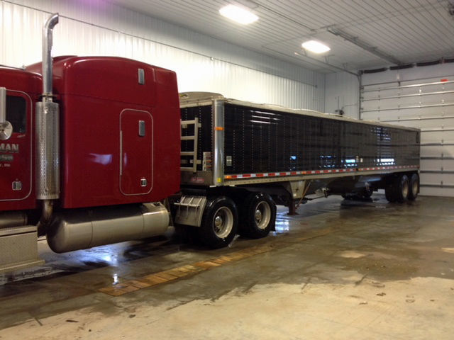 Soybean tractor-trailer