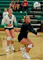 VOLLEYBALL: Dragons sweep Maple Lake