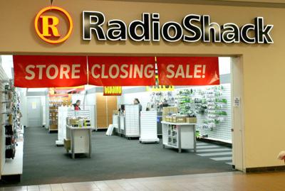 RadioShack will close Sunday