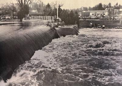 Crow River roars 1997