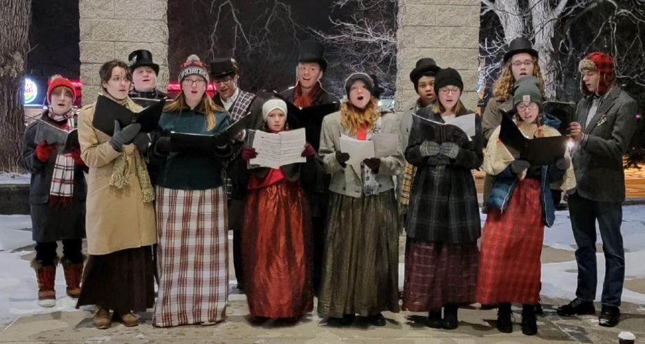 Victorian Carolers