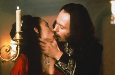 Gary Oldman 'slept in coffin every night' to prepare for Dracula role