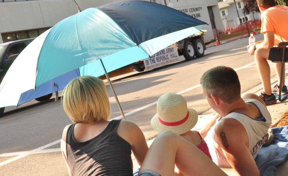 watching parade.jpg
